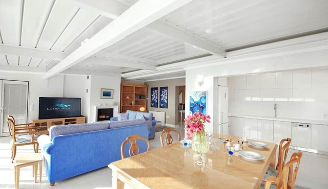 La Mer Apartments