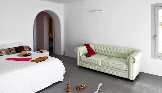 Villa DeLucien