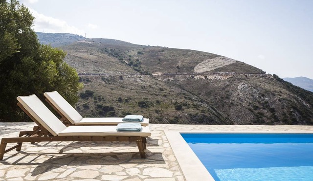 Romantic Villa at Myrtos Bay in Anomeria