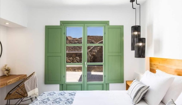 Suite With Private Pool and sea View
