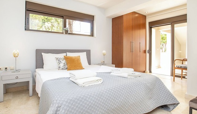 A Luxury Villa in Stavros village