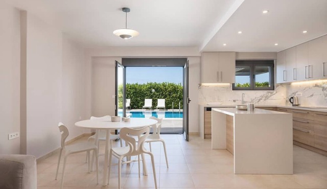Meliti Luxury Villa
