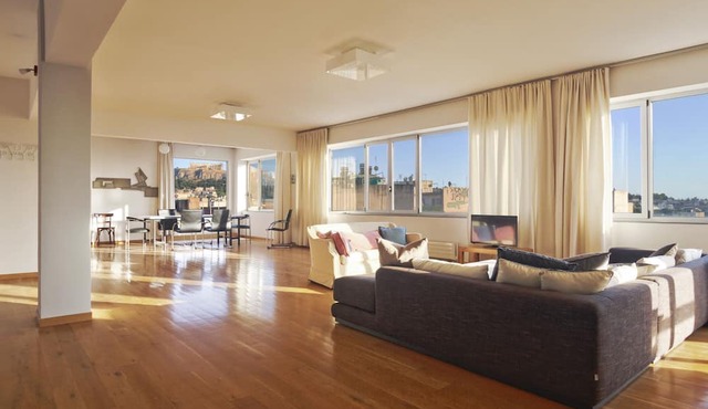 Impressive Apartment with Amazing Views in Athens City Centre! MK1