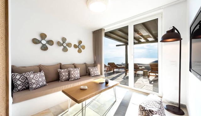 Vathi Bleu Private Villas
