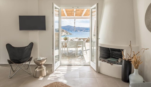 Eneos Kythnos Beach Villas
