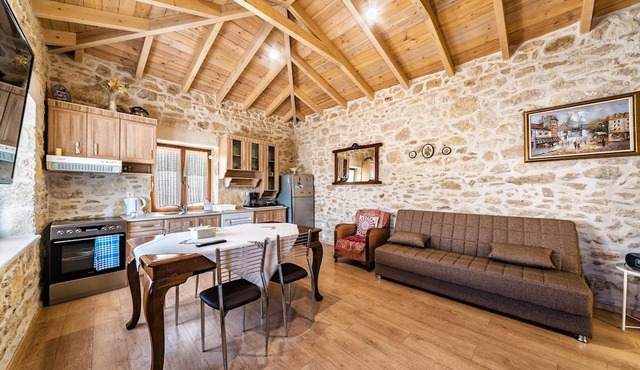 Guest House Aphrodite First