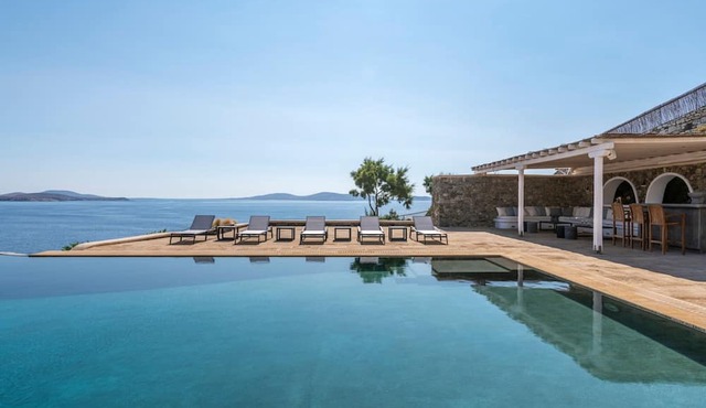 Luxury Villa Roshell