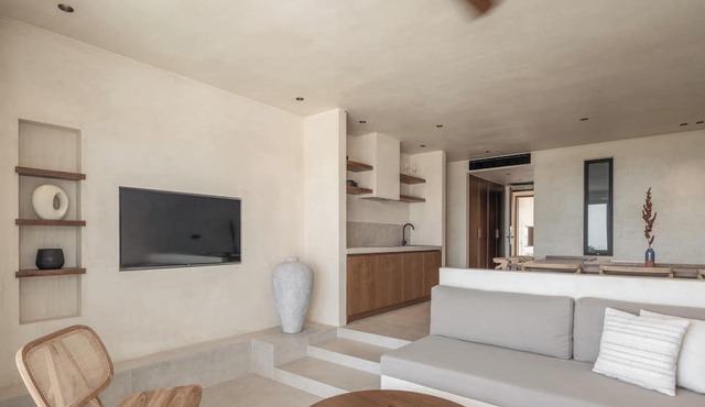 Seven Rocks Suites