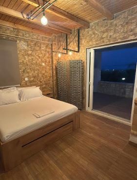 Villa K-G