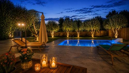 MANGO & PAPAYA - Country Luxury Living - Private Pool & Olive Grove - Dog Friendly & Remote Work Friendly