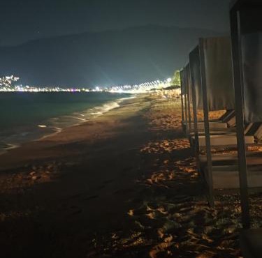 Αιολία Μεζονέτα με θέα τη θάλασσα