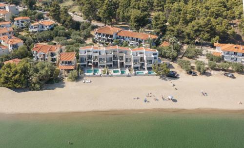 Strovilla Gaia Luxury Private Beachfront Villas
