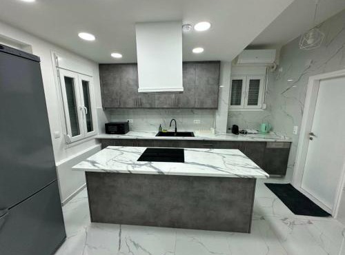 Urban Princess Modern 2BR Nikaia near Piraeus Port