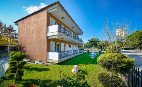 Eleani Hotel